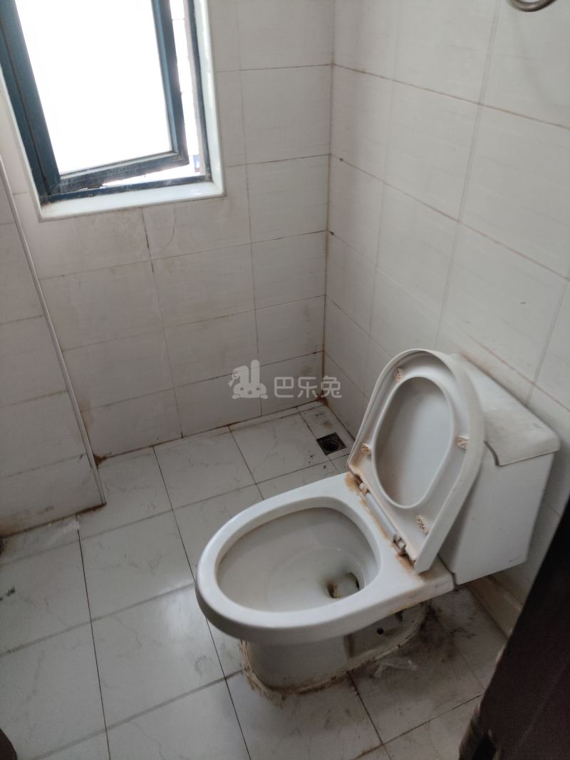 欣逸家园6833739卫生间图5