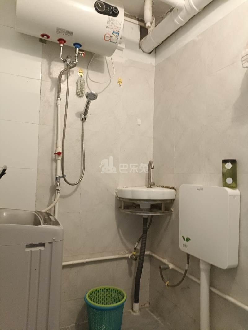 南景苑大厦6868434卫生间图4