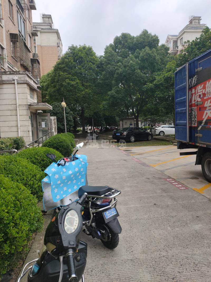 银兆公寓6896049周边环境图20