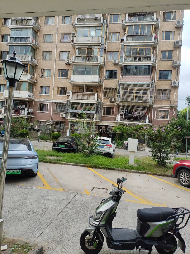 银兆公寓6896049周边环境图19