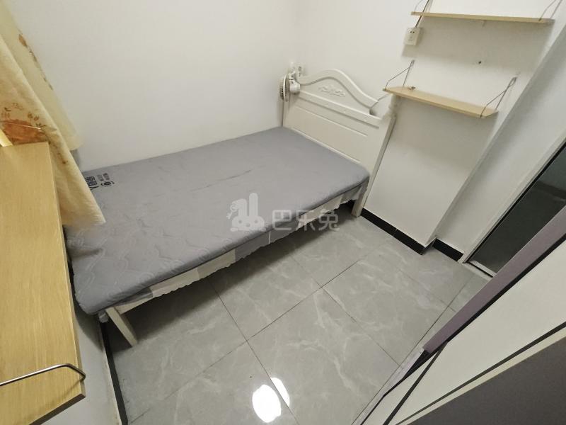 南海花园6896405卧室图0