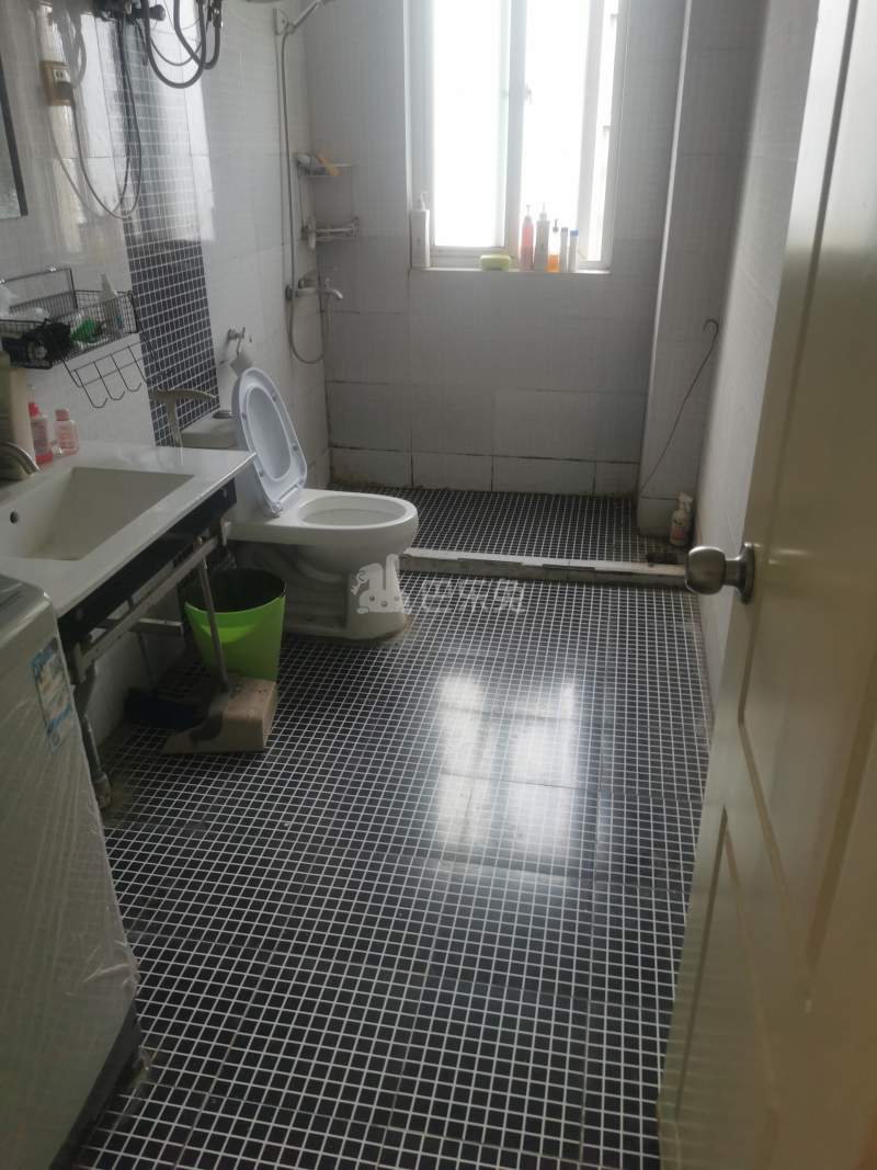 汇丰凯苑6918329卫生间图8