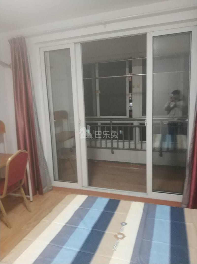 汇丰凯苑6918329卧室窗户图11