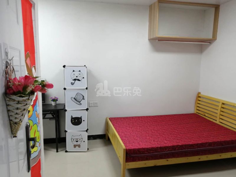 杨思地铁公寓6919653卧室图0