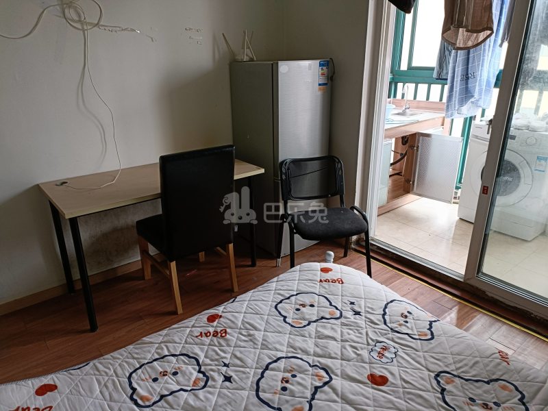 骏苑2期6938939卧室图7