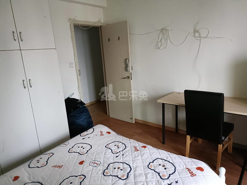 骏苑2期6938939卧室图5