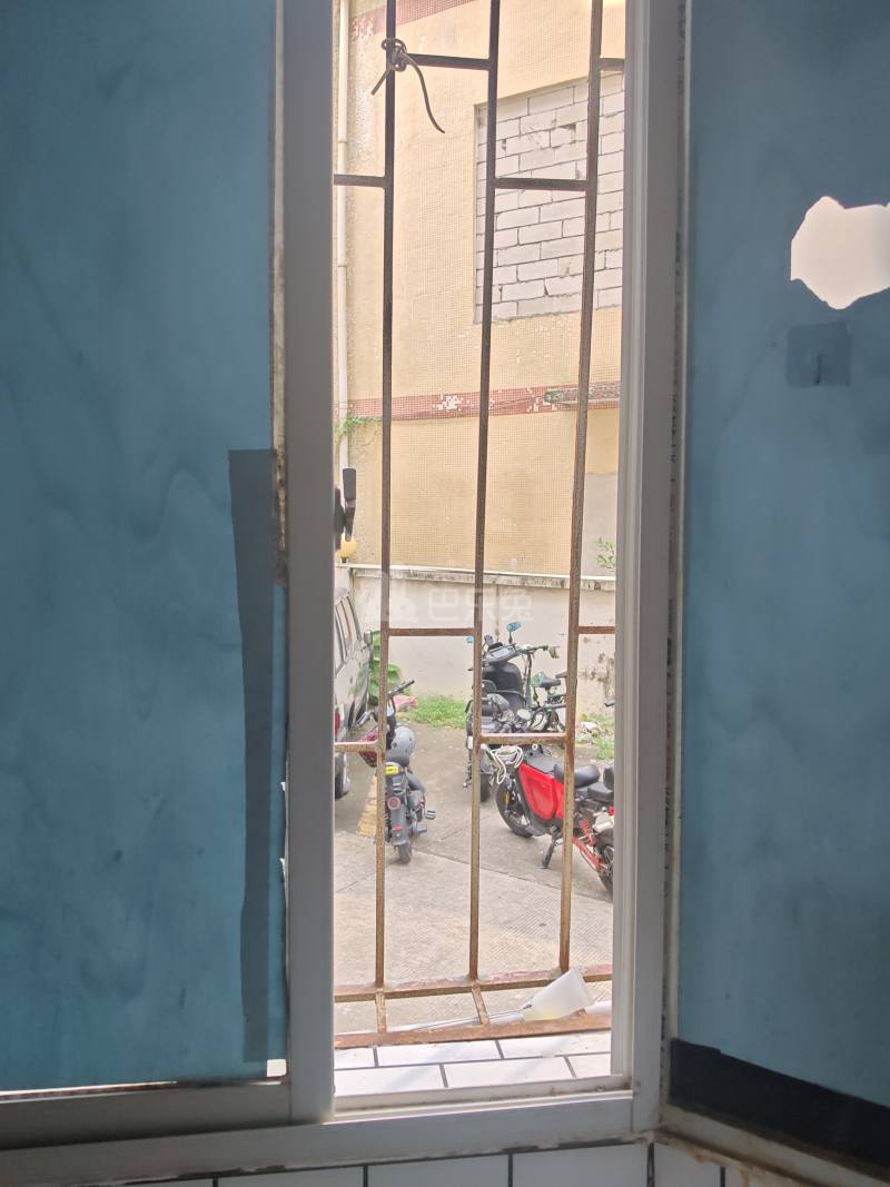 天河花园6942165卧室图3