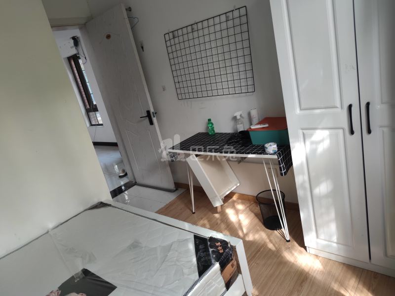 绿地梧桐院6950127卧室图5