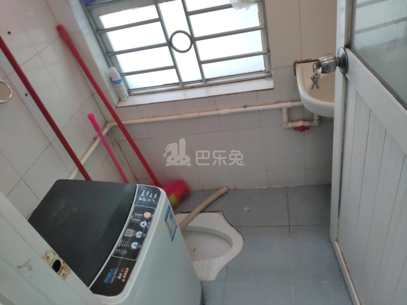 南园村6950815卫生间图5