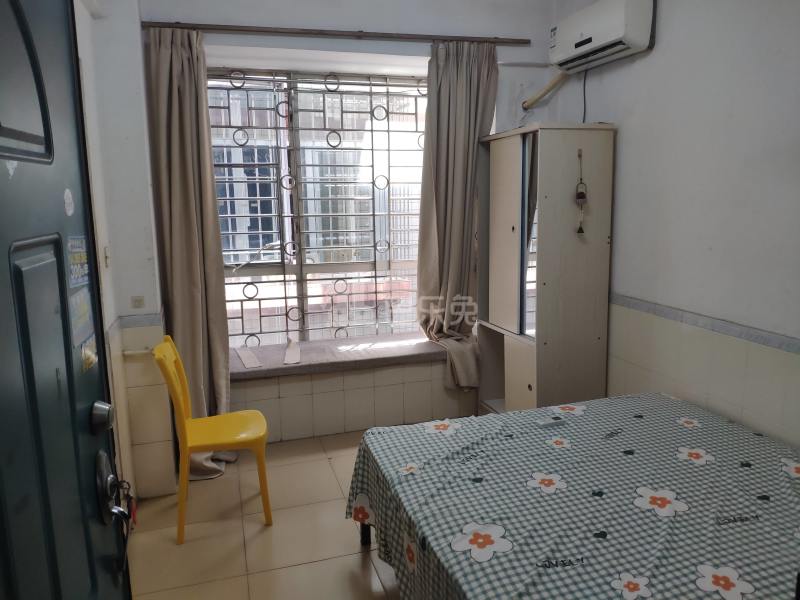 南园村6950815卧室图0