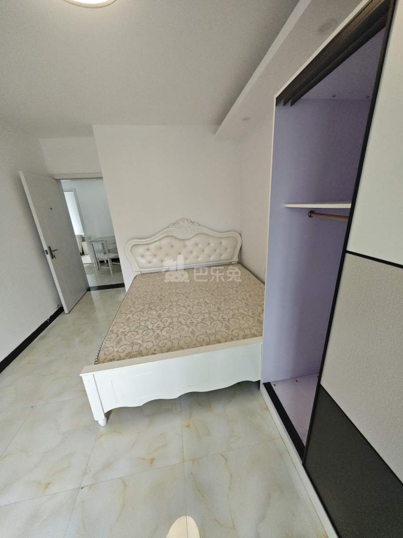 妙虹新苑6973279卧室图11
