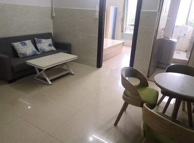 彭上东路4号 2室1厅1卫