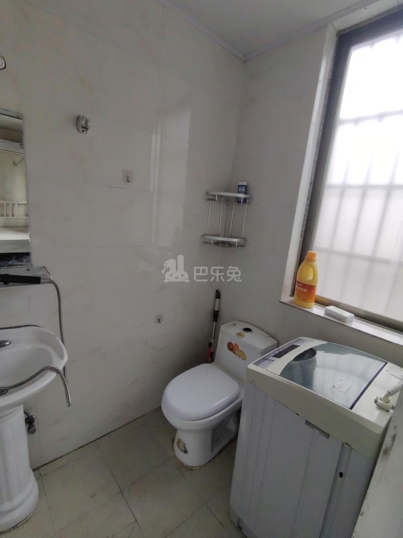 吴胜别墅6985043卫生间图8