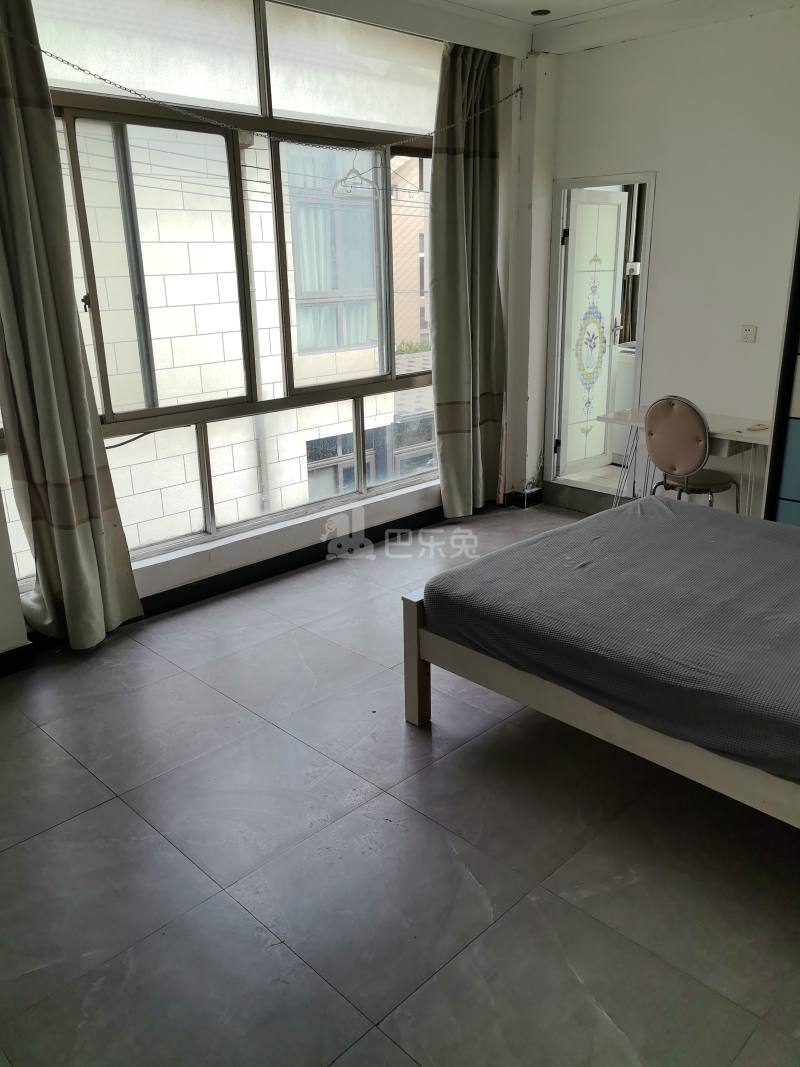 吴胜别墅6985044卧室图0