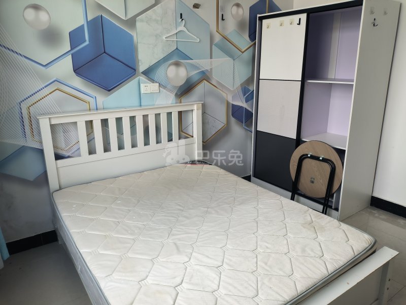 西郊家园（青浦）6990488卧室图2