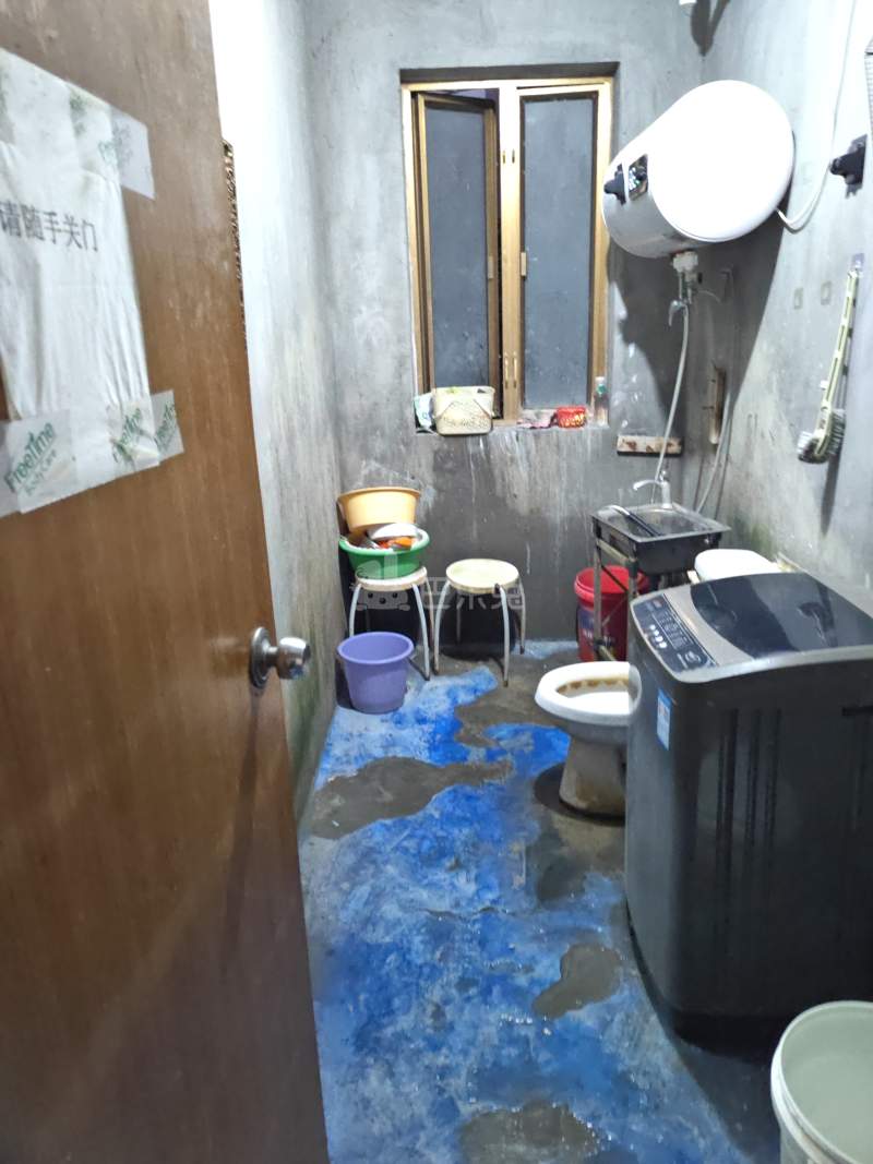 银兆公寓5884817卫生间图9