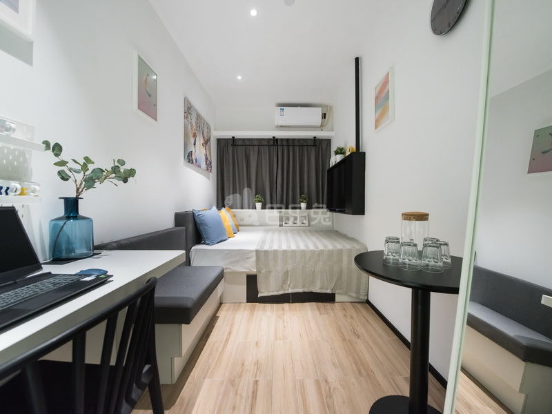 城家公寓深圳宝安中心店7045266卧室图0