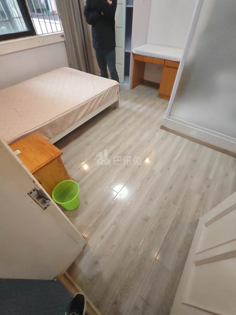 大众公寓7049090卧室图0