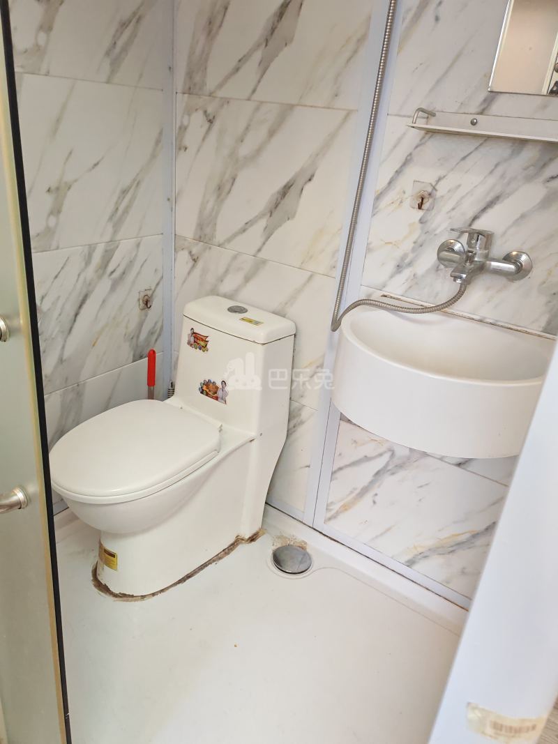 大众公寓7049090卫生间图4