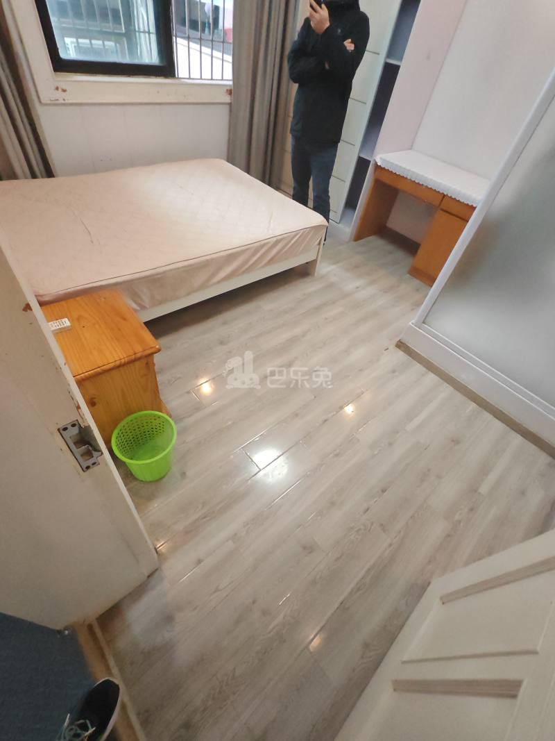 大众公寓7049090卧室图1