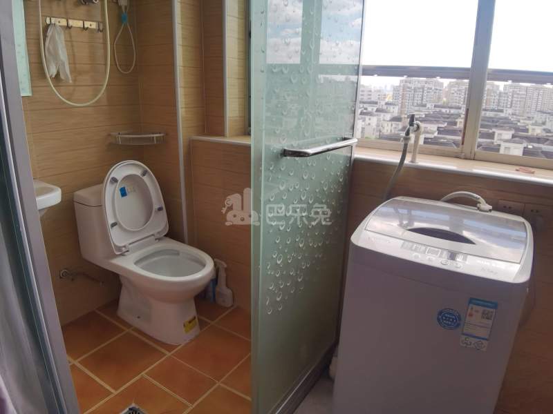 浦江东旭公寓东区7051627卫生间图2