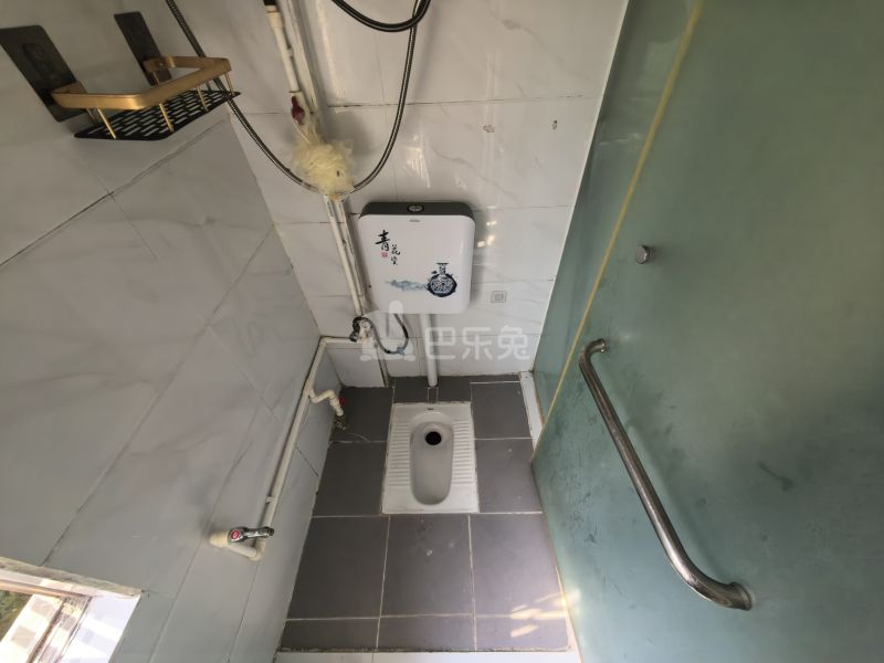 沙河荔园新村7053499卫生间图6