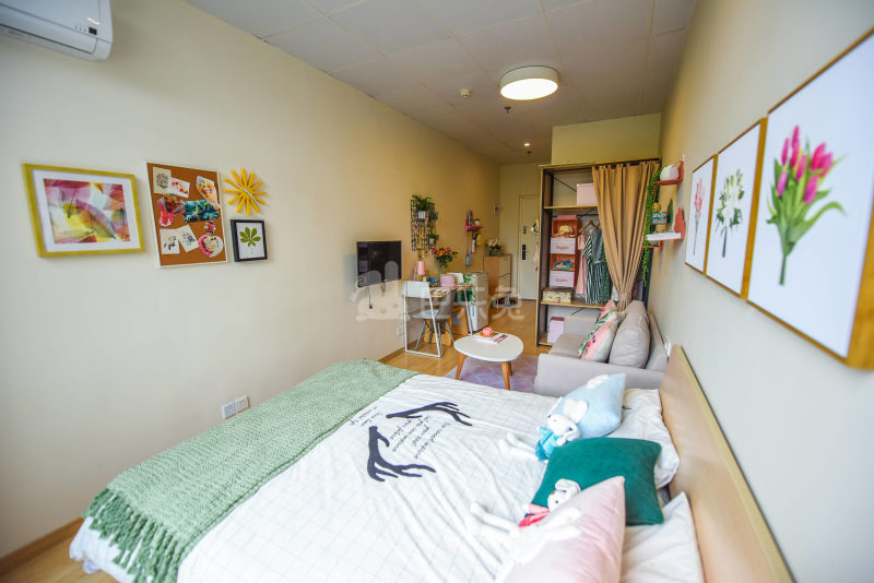 冠寓（长盛街一店）7101744卧室图4