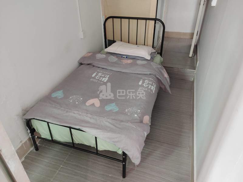 松坪山科苑新区7112409卧室图1