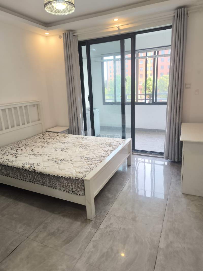 佘北家园紫荆苑7116742卧室图0