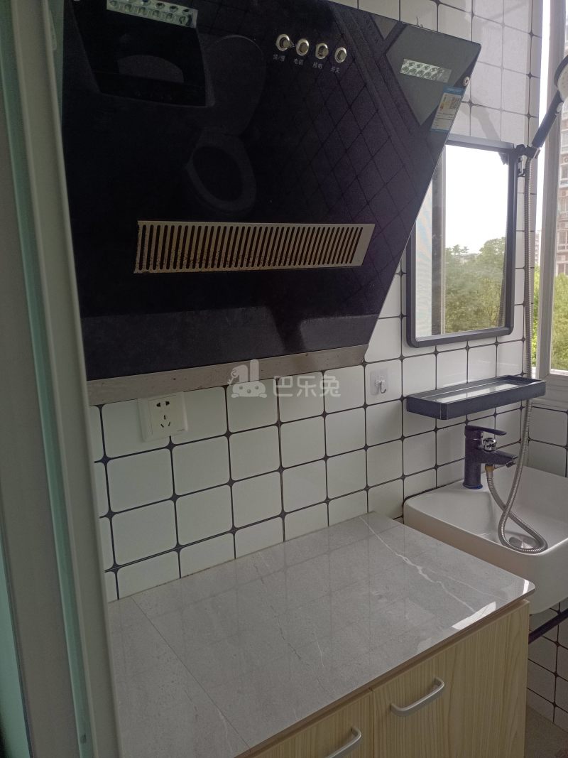 鹏健苑711601厨房图5