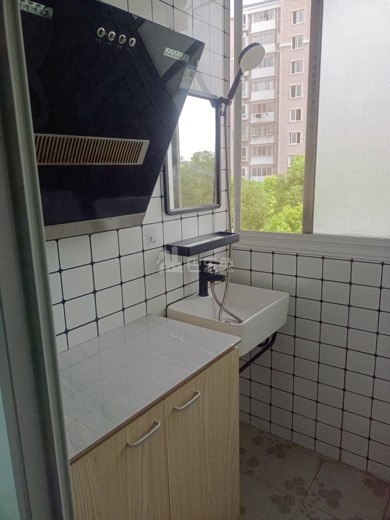 鹏健苑711601卧室图2