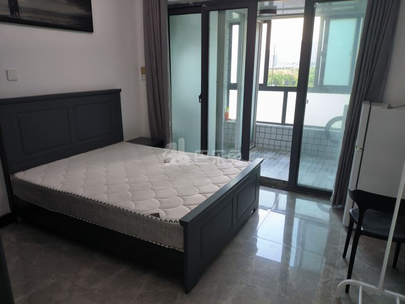 罗家锦苑7126505卧室图0