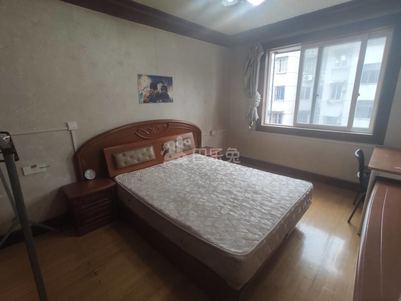 北大街108弄小区7135434卧室图7