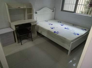 榴莲公寓（二联家园店） 1室0厅1卫