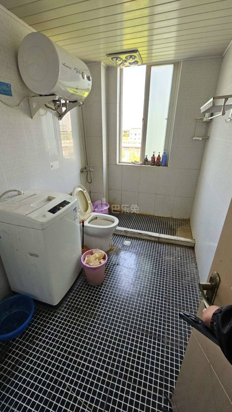 沁富佳苑北区7161668卫生间图13