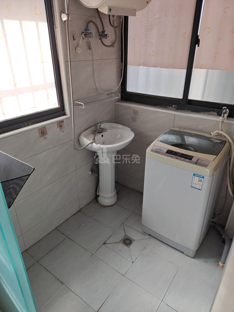 博泰景苑7164931卫生间图8