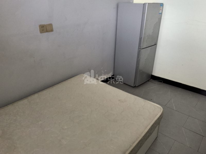 川沙新春村黄家宅（民房）7173351卧室图3