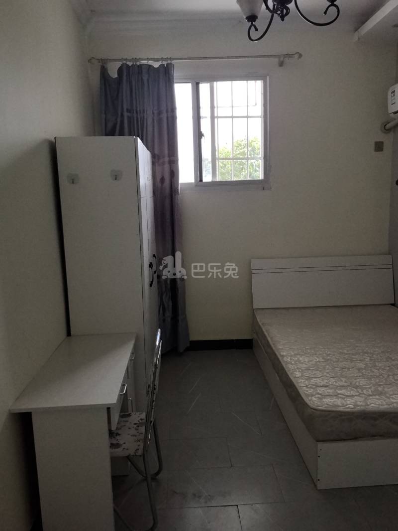 川沙新春村黄家宅（民房）7173351卧室窗户图9