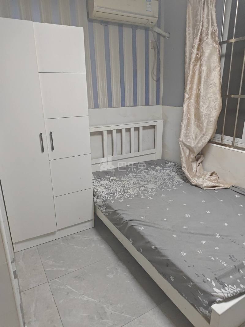 川沙新春村黄家宅（民房）7173354卧室图1