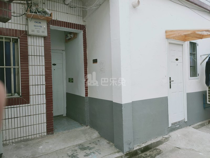 川沙新春村黄家宅（民房）7173366周边环境图1