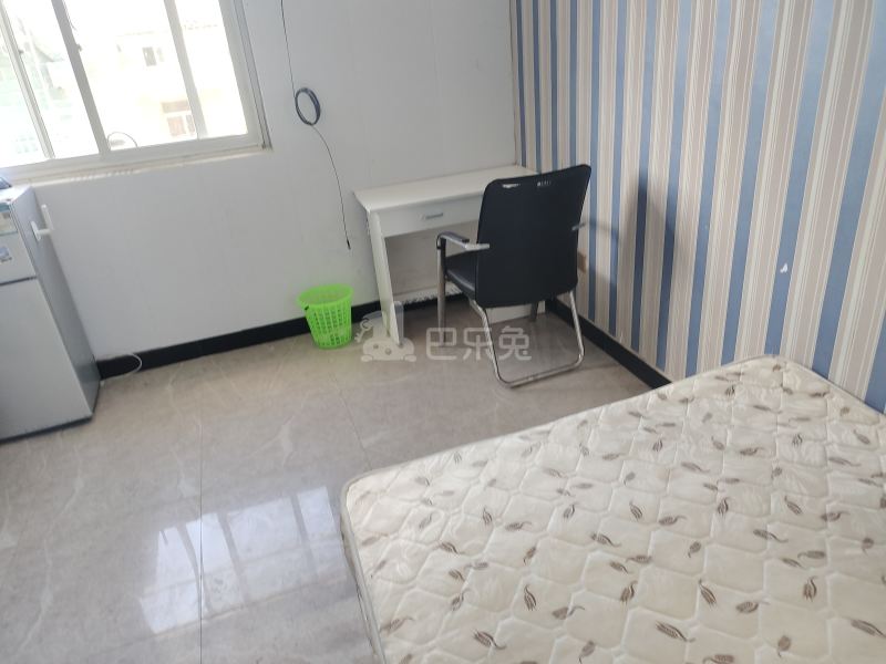 川沙新春村黄家宅（民房）7173359卧室图2