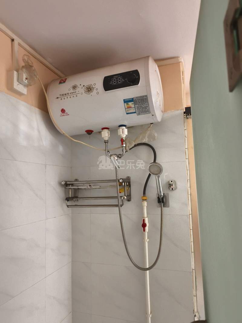 海湾花园7183743卫生间图9