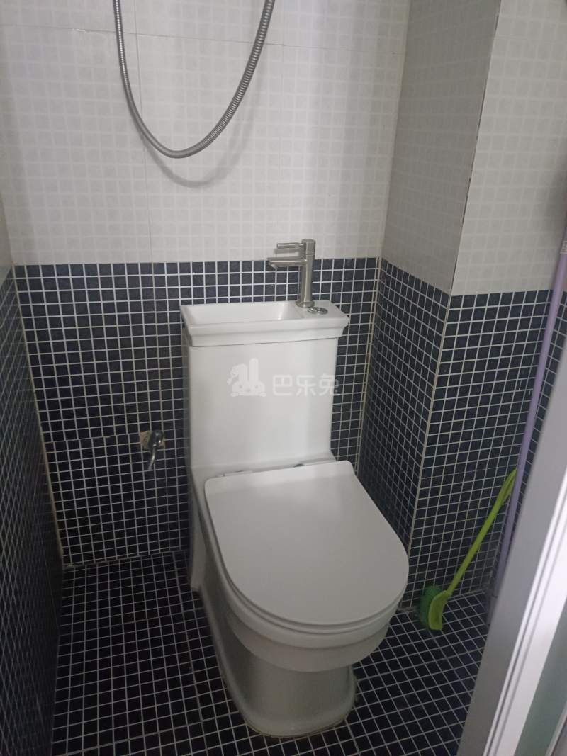 南龙苑7194360卫生间图6