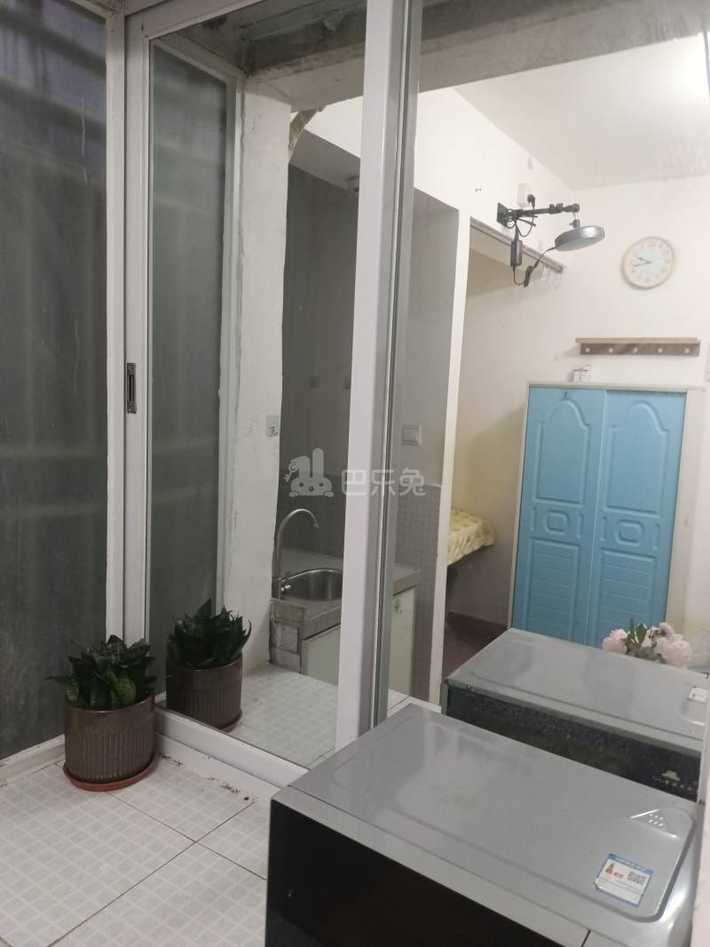 南龙苑7194360卧室窗户图7