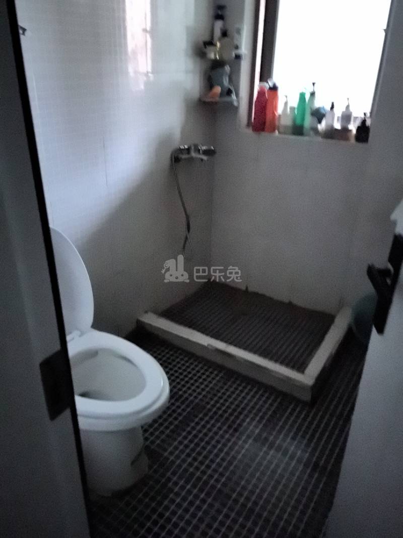 御沁园东区7201195卫生间图8