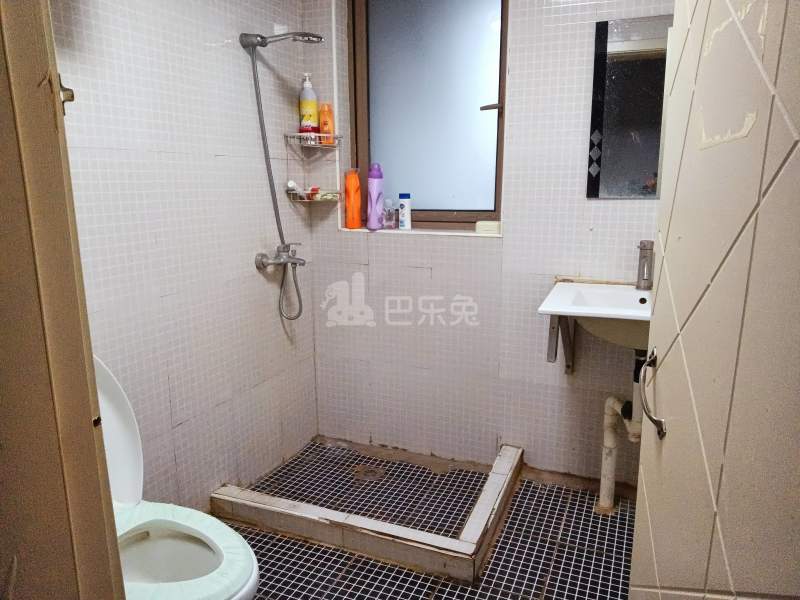 御沁园东区7201195卫生间图9