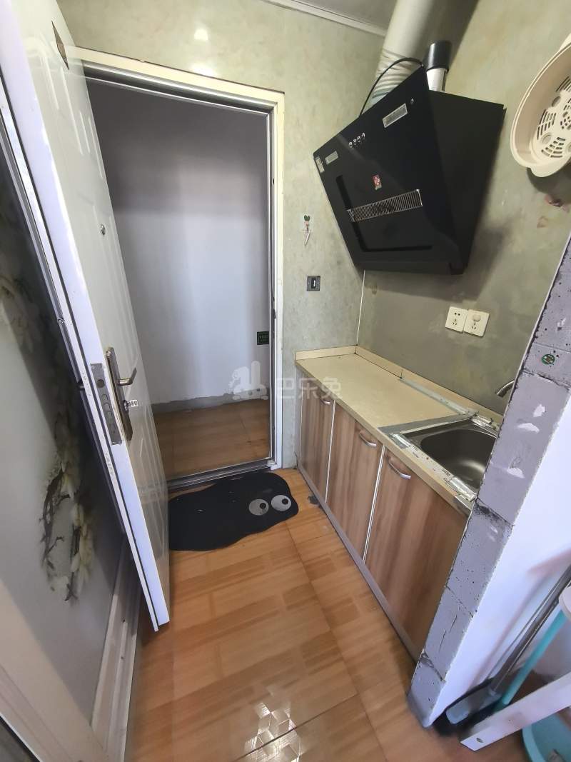 祝桥海派公寓7205035厨房图5