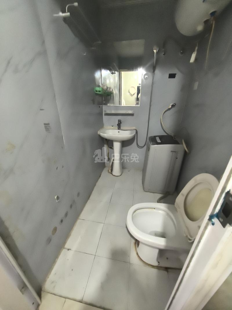 祝桥海派公寓7205035卫生间图6