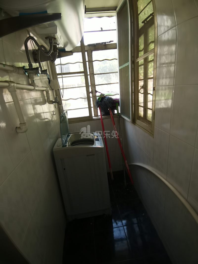 金桂新村7217695卫生间图8