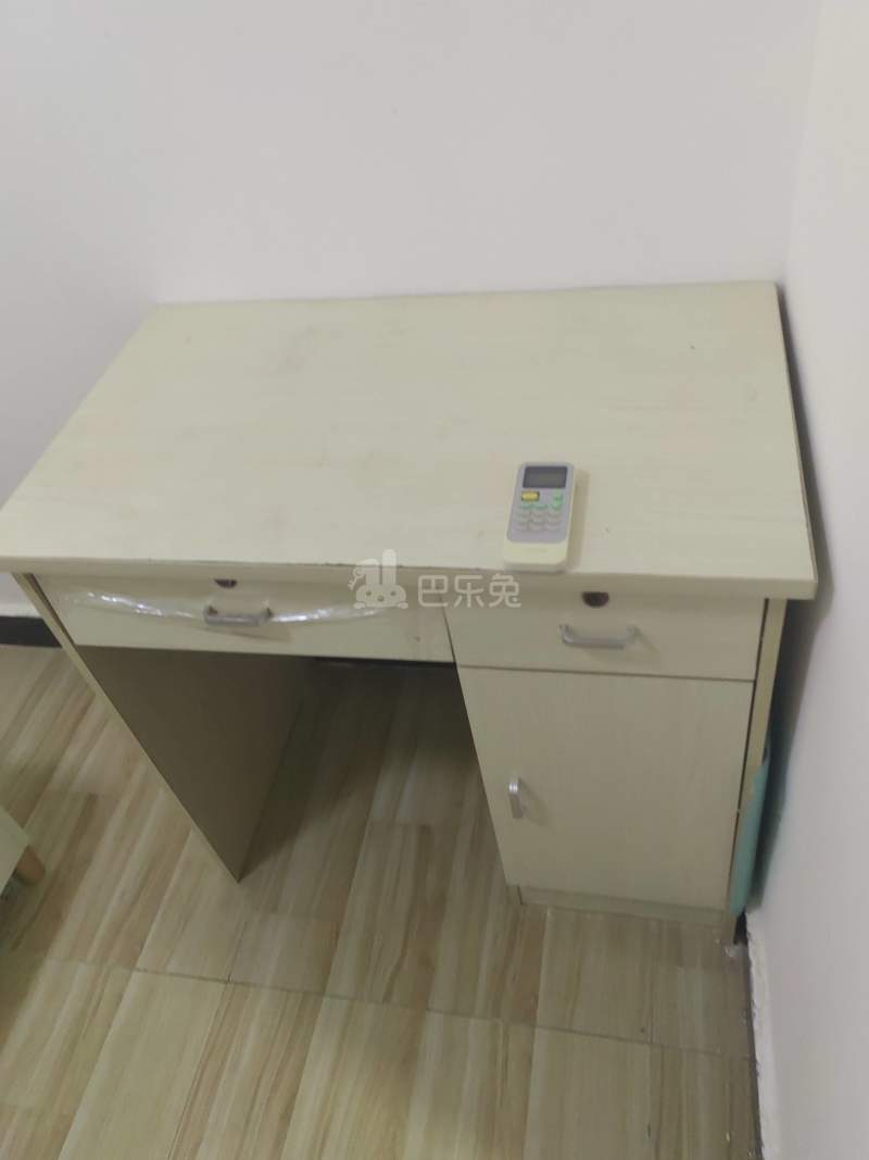 天河花园7221301卧室图2